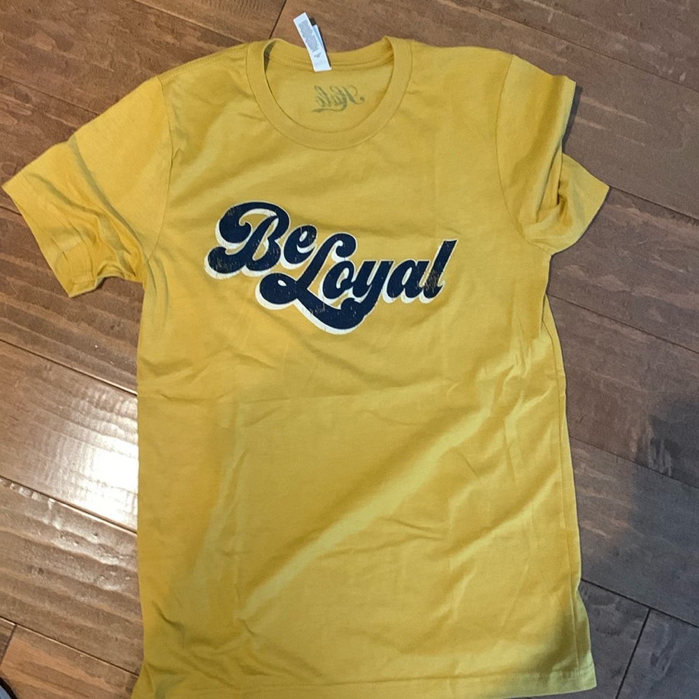 Bella Canvas T-Shirt/women’s size small
